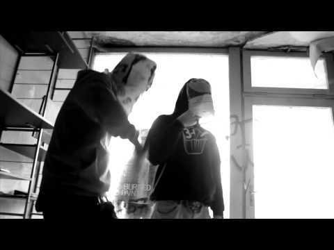 Youtube: 3Plusss feat. donetasy & Zugezogen Maskulin - "Maskulin Maskulin"