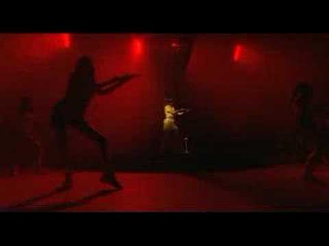 Youtube: Alizée - J.B.G. (Live - En Concert 2004)
