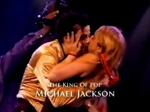 Youtube: Michael Jackson Kissing Fan in Buenos Aires Live Concert