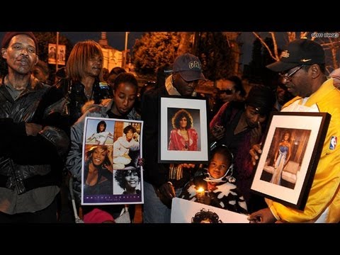 Youtube: Whitney crashed E! interview before her death