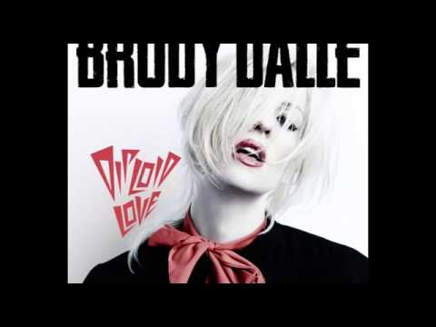 Youtube: Brody Dalle Dressed In Dreams