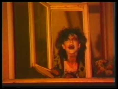 Youtube: Alien Sex Fiend - Ignore The Machine (Edit, UK, 1987)