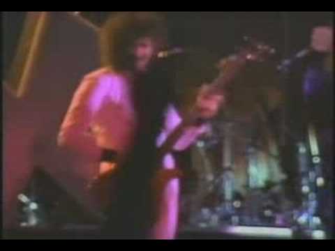 Youtube: Black Sabbath War Pigs Live in New York 1980 with Ronnie James Dio