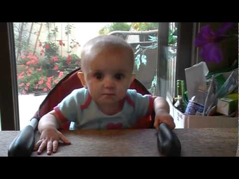 Youtube: Baby reacts to Tom Waits