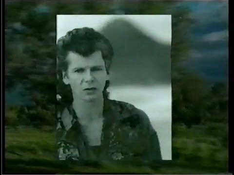 Youtube: Icehouse - Great Southern Land (1994 version)
