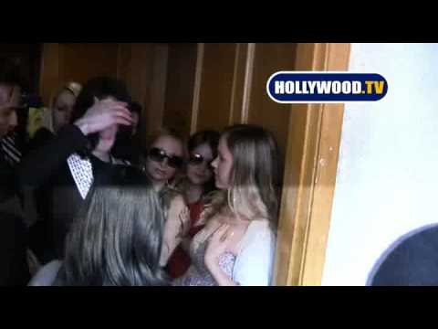 Youtube: Michael Jackson Touches Thrilled Fans- Hollywood.TV