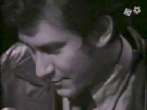 Youtube: PHIL OCHS~I AIN'T MARCHING ANYMORE