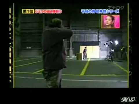 Youtube: Samurai spaltet Softair Kugel