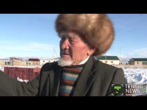 Youtube: 83yo Kazakh man crushes rocks with his bare hands