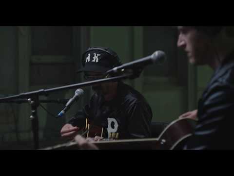 Youtube: Portugal. The Man - Don't Look Back In Anger [Live/Stripped Session]