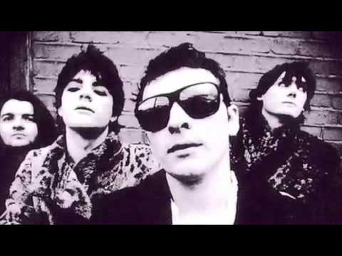 Youtube: Manic Street Preachers - Motorcycle Emptiness