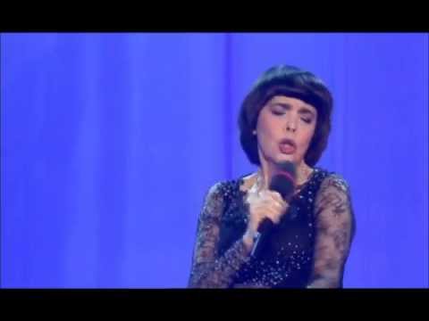 Youtube: Mireille Mathieu - Non, je ne regrette rien 2012