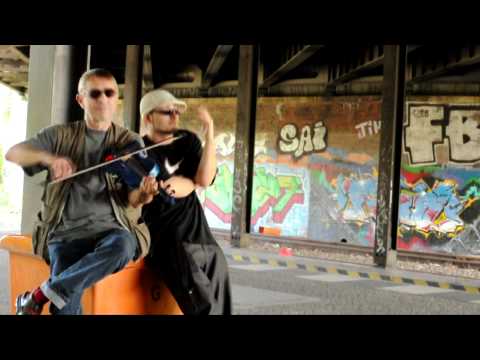 Youtube: MyKey Berlin - Das Arbeitslosenlied  (Reloading of the Hartz4 Hymne)