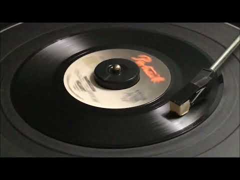 Youtube: Heart ~ "Barracuda" vinyl 45 rpm (1977)
