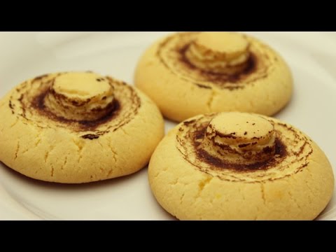 Youtube: Pilzkekse Rezept - Einfache Plätzchen in Pilzform