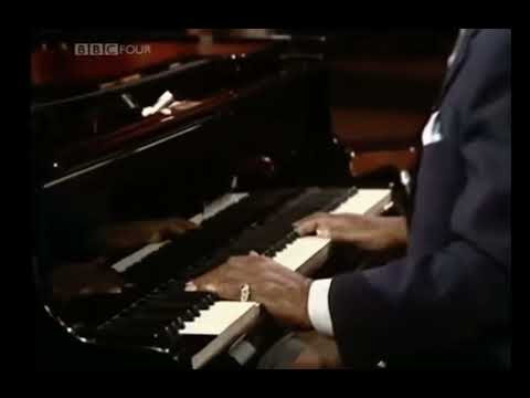 Youtube: Count Basie & Oscar Peterson - Jumpin’ At The Woodside