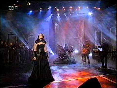 Youtube: Madonna - The Power Of Goodbye - Wetten Dass von 1998