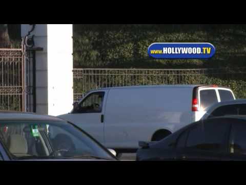 Youtube: Is This Michael Jackson's Body In The Van?