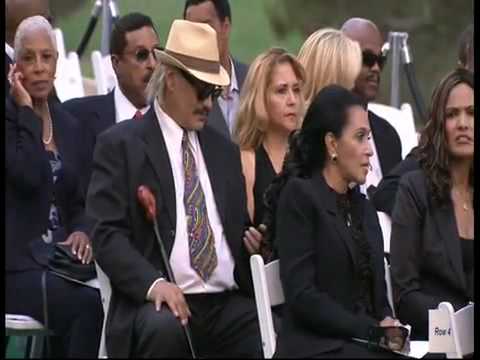 Youtube: ∞♠† The Michael Jackson Funeral - Part 2 - Forest Lawn †♠∞