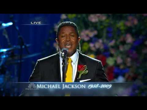 Youtube: Jermaine Jackson tearfully performs " Smile " at the memorial for his brother