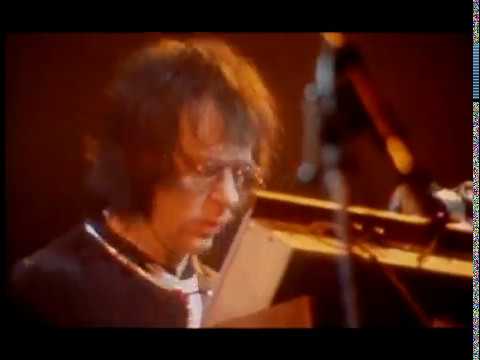 Youtube: Manfred Mann's Earth Band - Spirits In The Night (1975) [fan video edit]