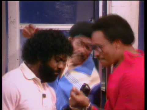 Youtube: The Whispers - Emergency (Official Video)