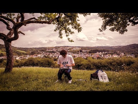 Youtube: Beatmaking in the Mountains on the MPC 500