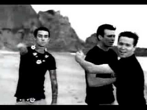 Youtube: Blink-182 : All The Small Things + LYRICS!