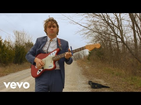 Youtube: Kevin Morby - Dorothy (Official Video)