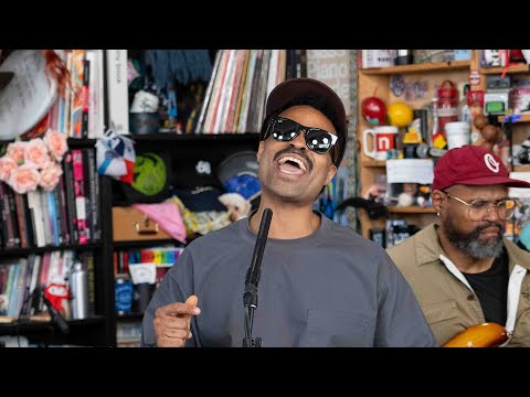 Youtube: Bilal: Tiny Desk Concert