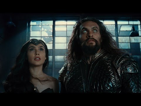 Youtube: JUSTICE LEAGUE - Official Heroes Trailer