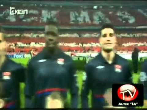 Youtube: Bayern vs Lyon choreography
