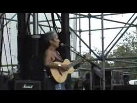 Youtube: Joan Baez - Where have All The Flowers Gone