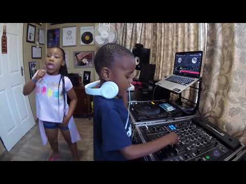 Youtube: Check out Dj Arch Jnr (5yrs)  and BK (7yrs) showing of their crazy skills.