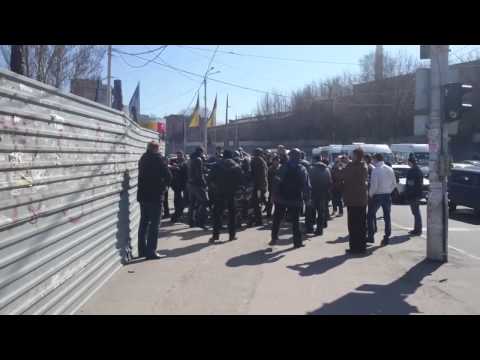 Youtube: Российскую автоколонну разгромили в Запорожье 23 марта.
