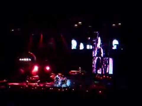 Youtube: Somebody - Depeche Mode - May 10 - Kansas City