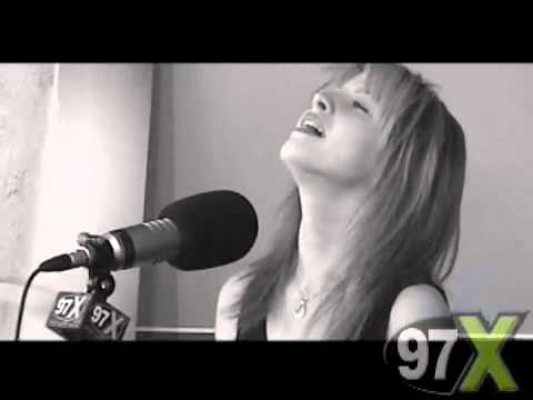 Youtube: Paramore  Live Decode Acoustic Green Room97x.mp4