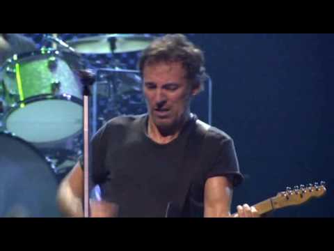 Youtube: Bruce Springsteen - Born In The USA Live