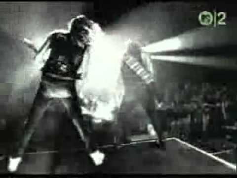 Youtube: Iron Maiden - Fear Of The Dark [Official Video]