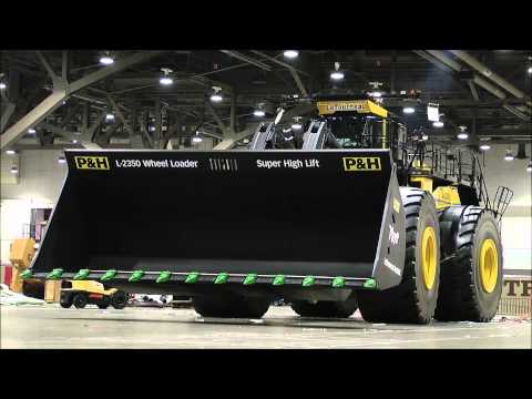 Youtube: The biggest heavy equipment in the World.