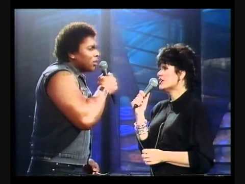 Youtube: Linda Ronstadt & Aaron Neville Don't Know Much