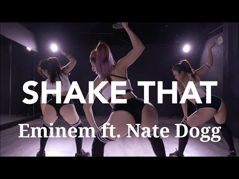 Youtube: Shake That || Eminem ft. Nate Dogg || WanGong Lin Twerk Choreography || 台灣舞者碗公