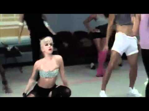 Youtube: Lady Gaga - Marry The Night [Official Video]