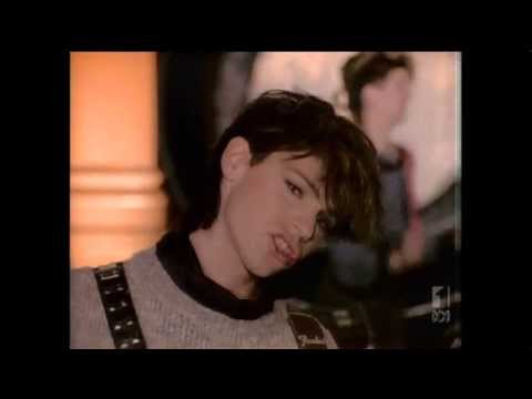 Youtube: PSEUDO ECHO - A Beat For You (1984)