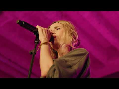 Youtube: Sarah Lesch  - Wenn er nicht trinkt (live)