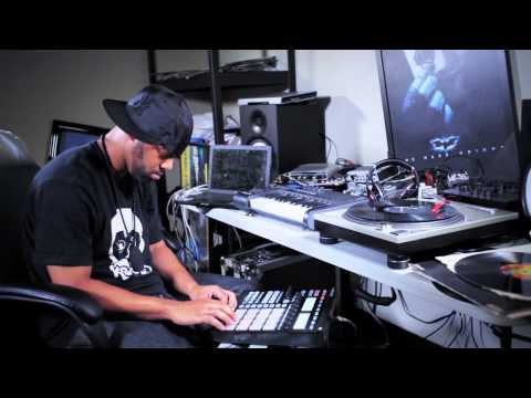 Youtube: Khrysis makes a beat using Native Instruments MASCHINE