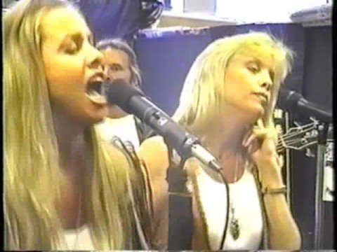 Youtube: Since You've Been Gone - Cherie and Marie Currie