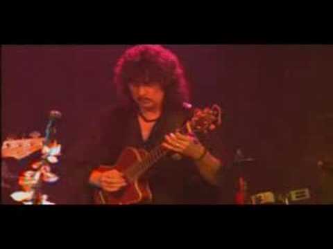 Youtube: Ritchie Blackmore - Guitar - Live At Schloss-Burg In Solinge