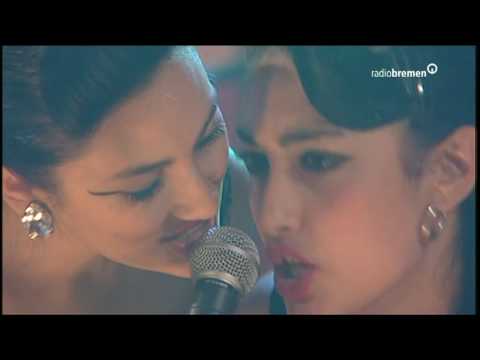 Youtube: Kitty Daisy & Lewis - Going up the country (Live bei 3nach9, 11.09.09)