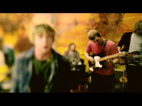 Youtube: Cage The Elephant - Back Against The Wall